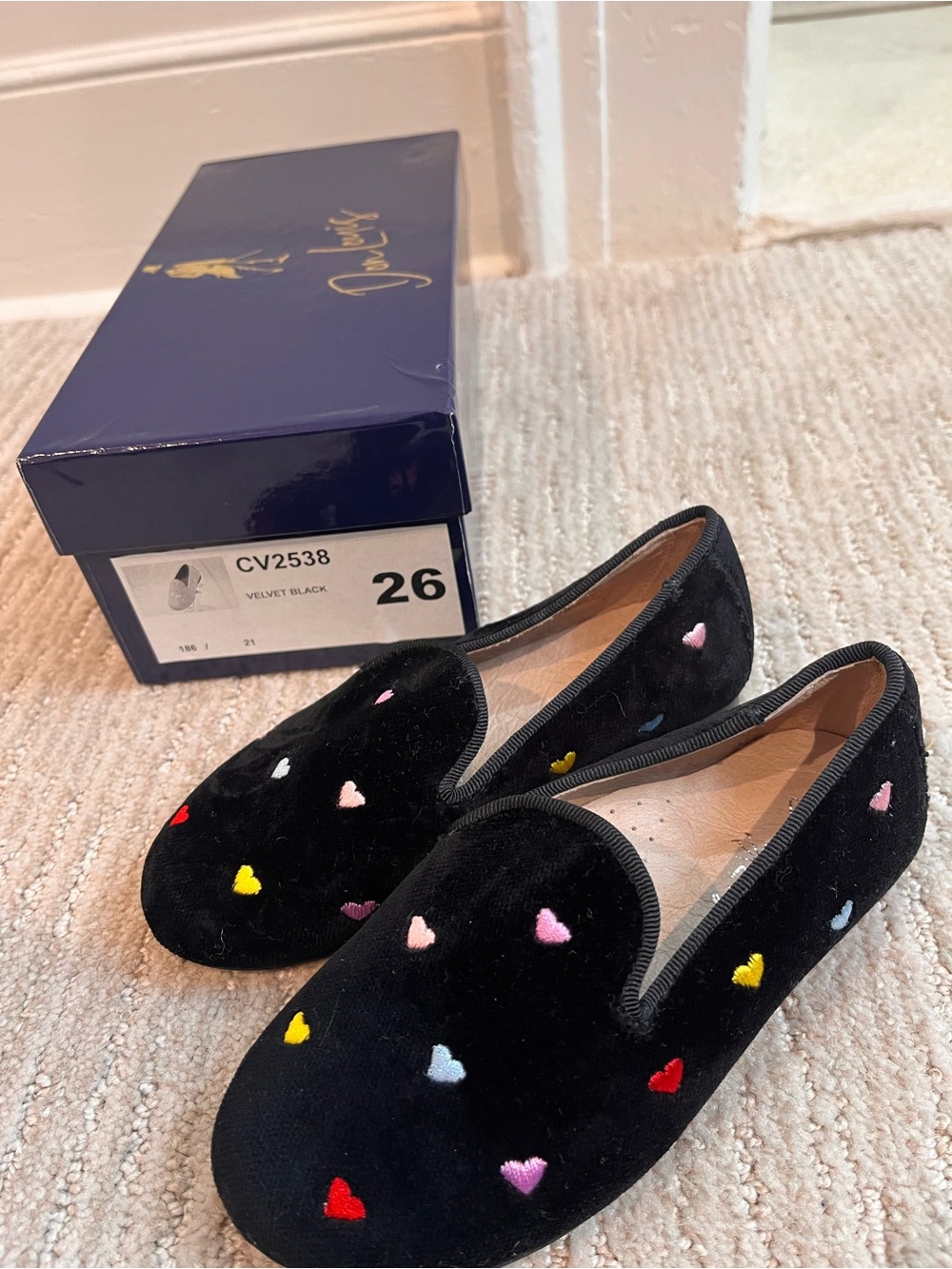 Don Louis Velvet Black Heart Embroidered Women's Loafers - CV2538